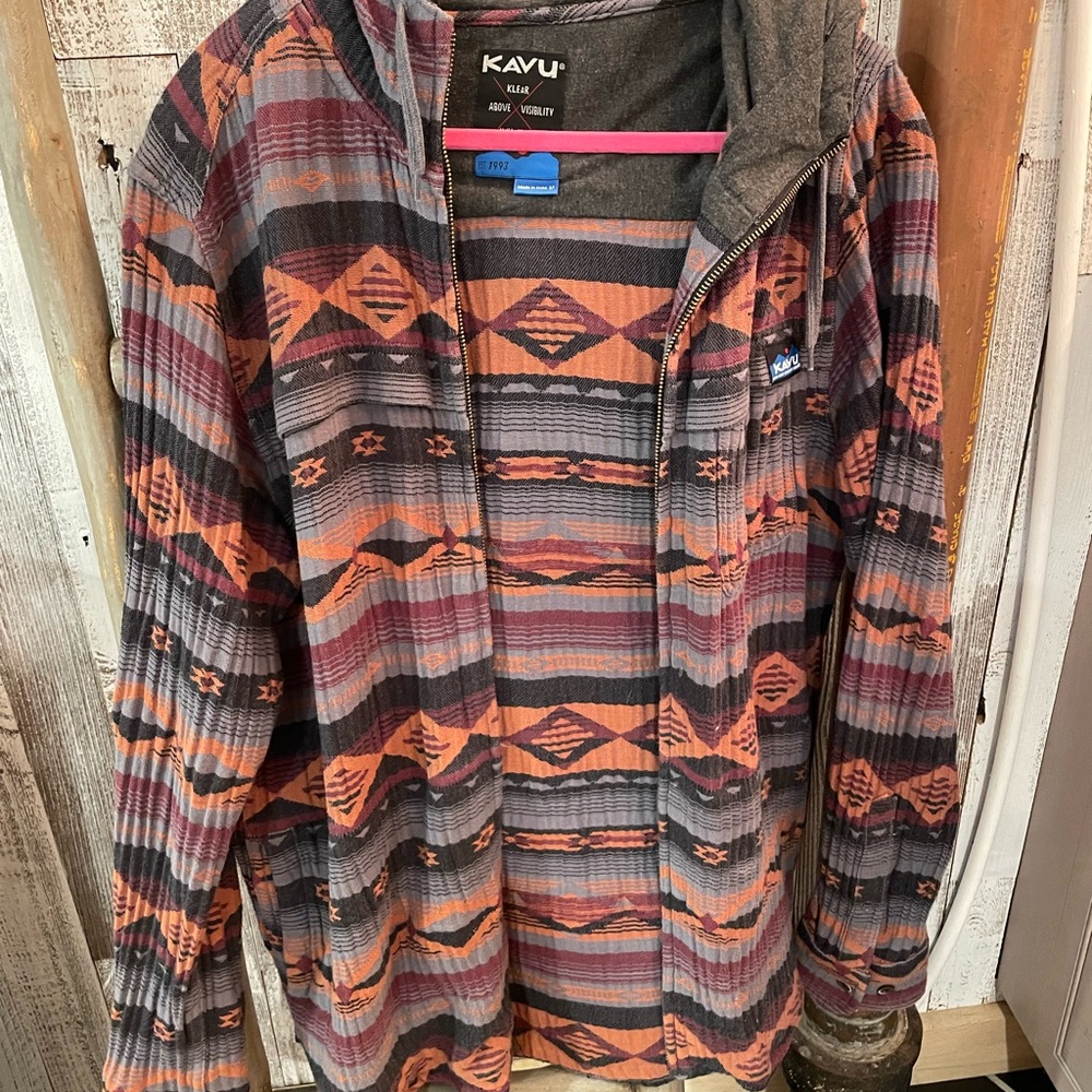 Kavu Aztec print zip up flannel with hood